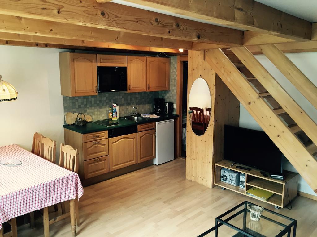 Alpen Chalet Kandersteg Δωμάτιο φωτογραφία