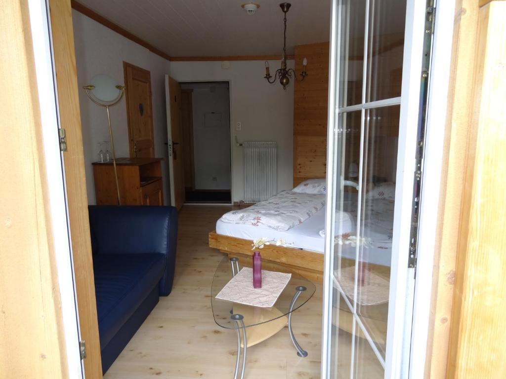 Alpen Chalet Kandersteg Δωμάτιο φωτογραφία